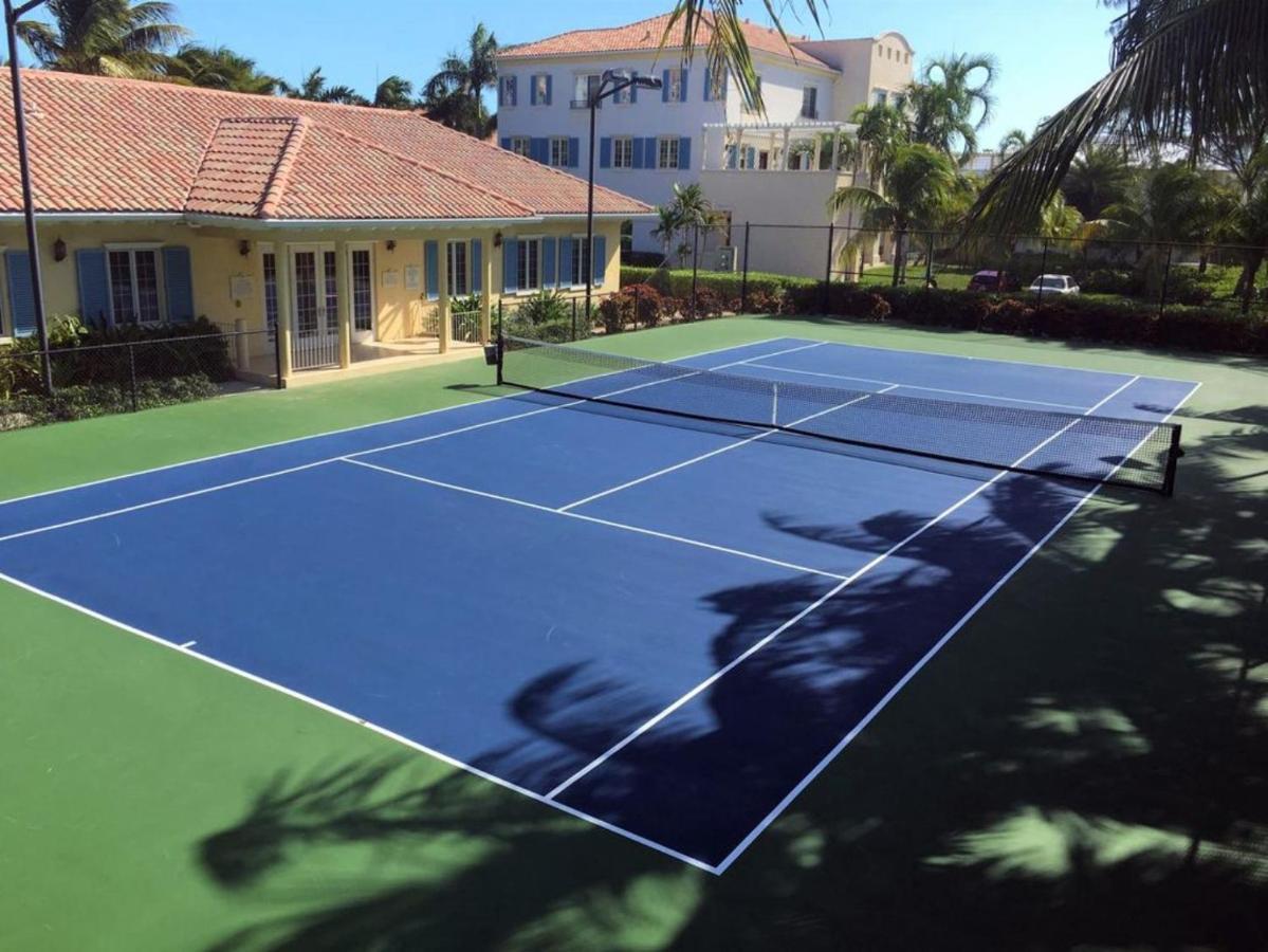 Villa Renaissance Unit 205 Grace Bay Beach Esterno foto