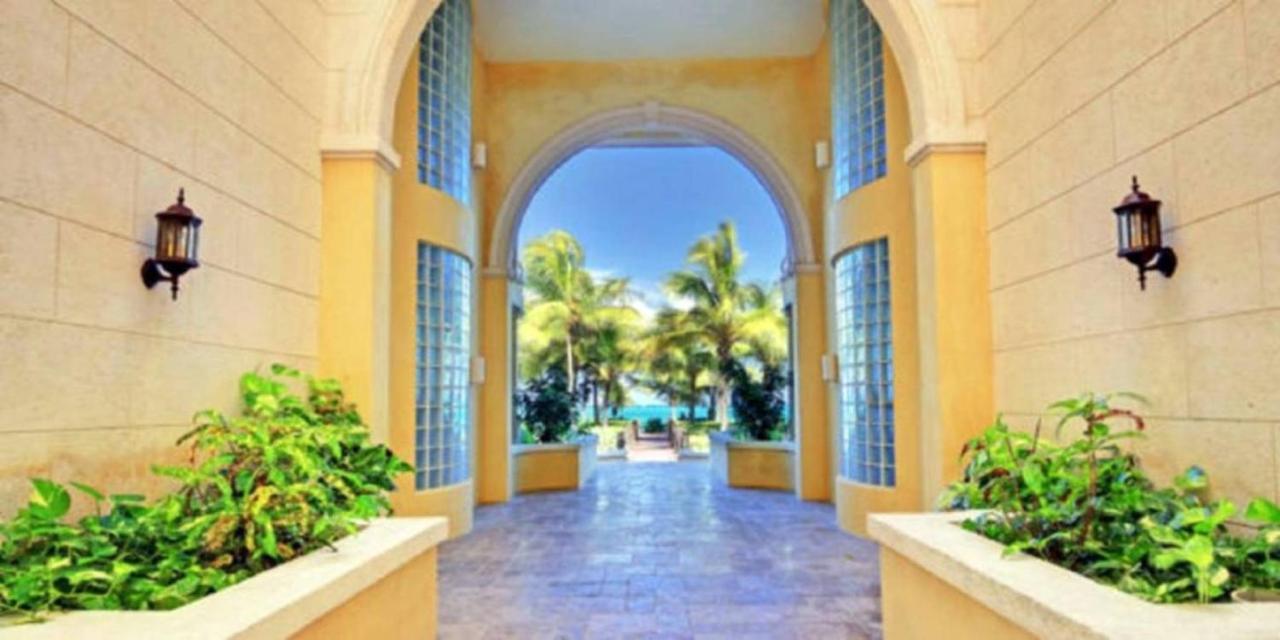 Villa Renaissance Unit 205 Grace Bay Beach Esterno foto