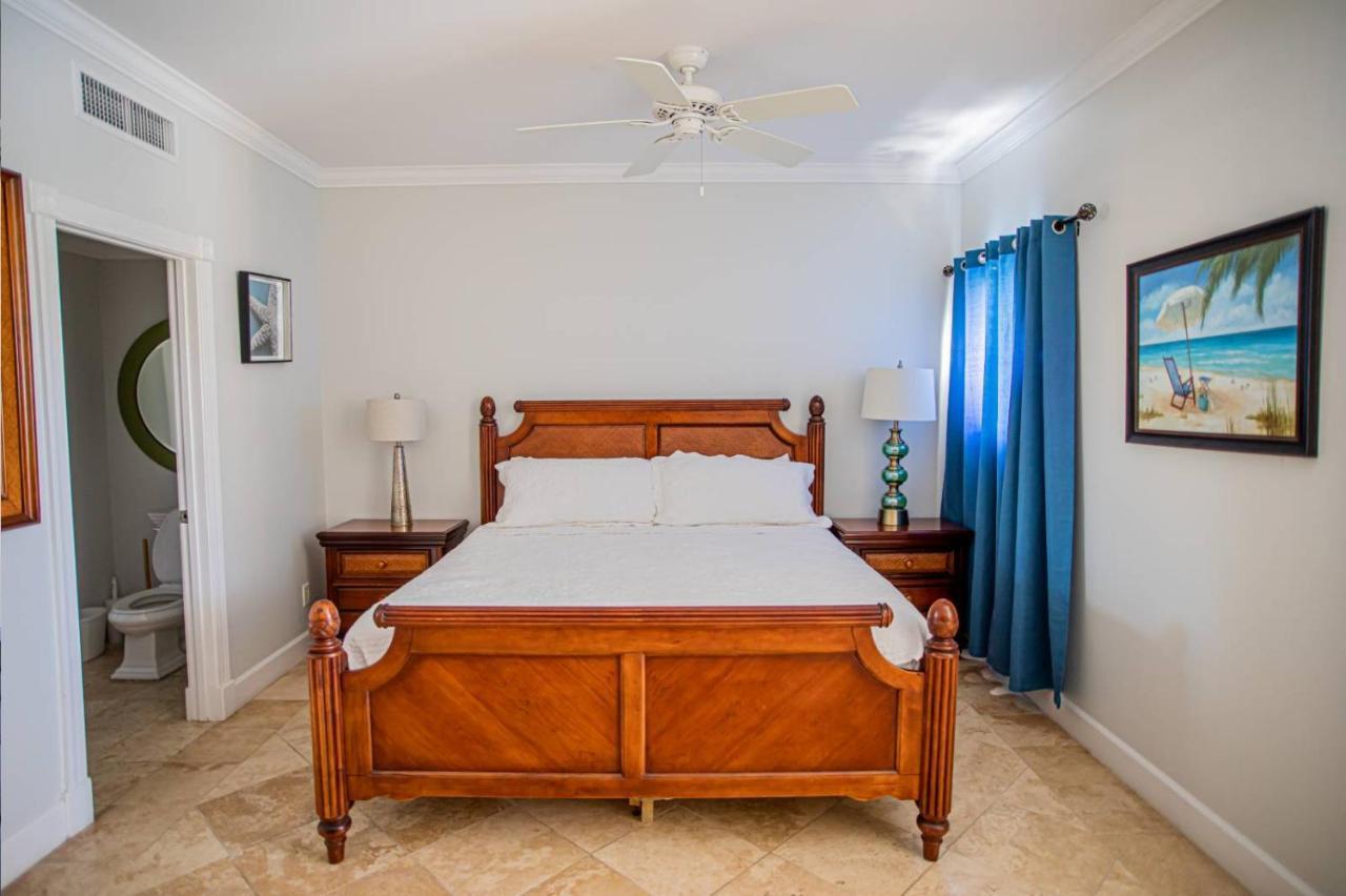Villa Renaissance Unit 205 Grace Bay Beach Esterno foto